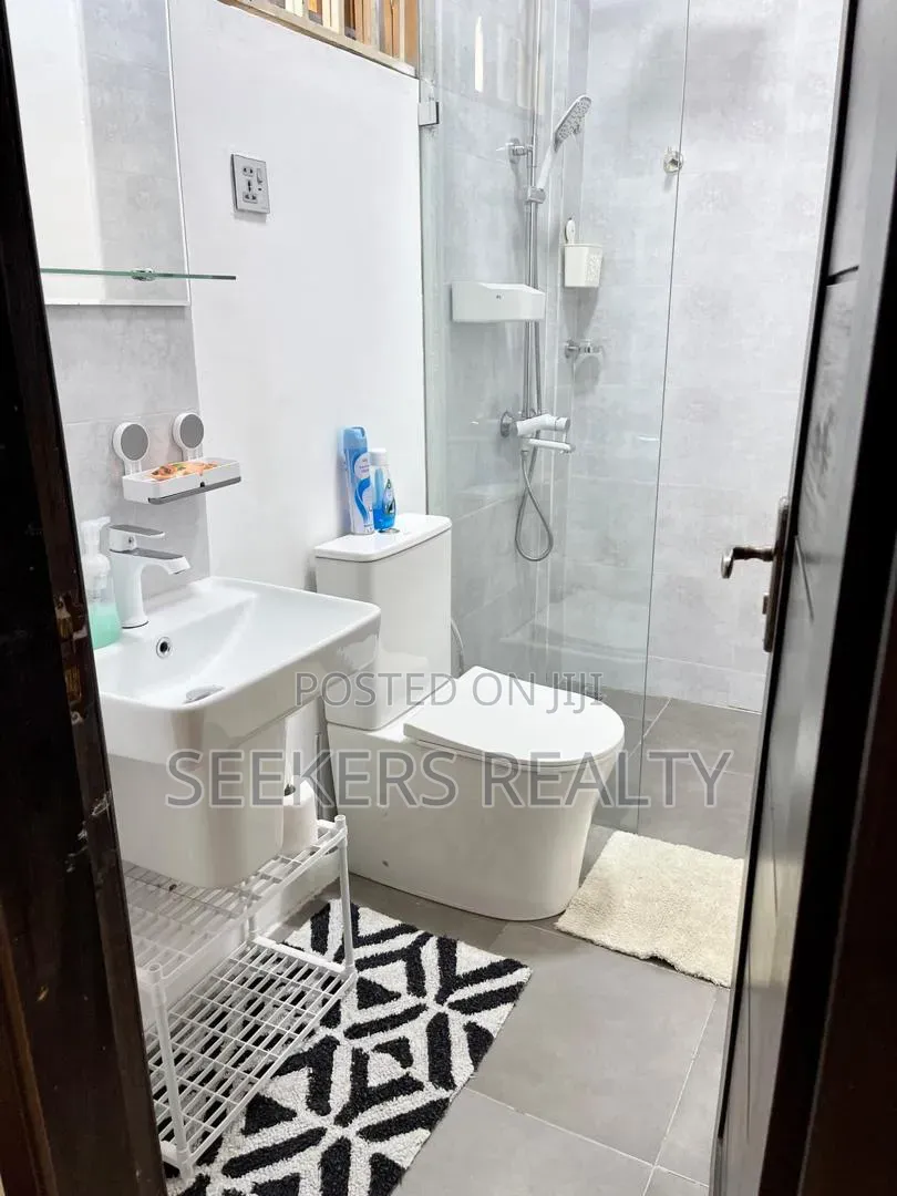 Furnished 2bdrm Apartment in Seekers Realty, Labone SHS Area for rent