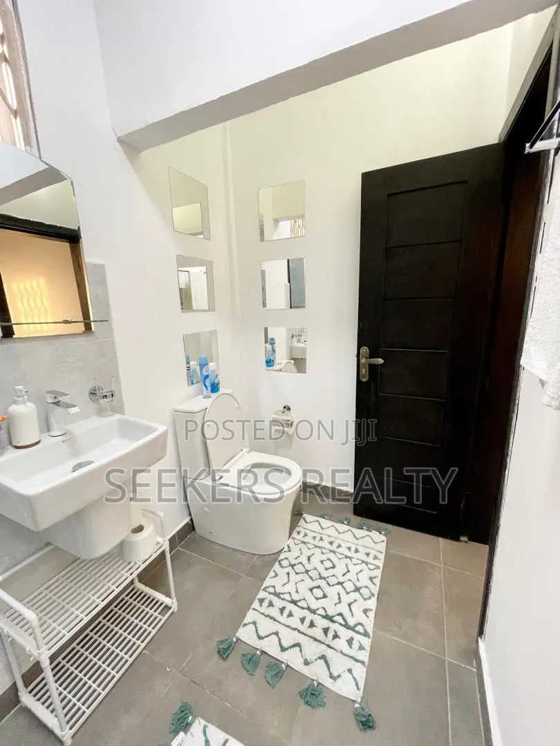 Furnished 2bdrm Apartment in Seekers Realty, Labone SHS Area for rent