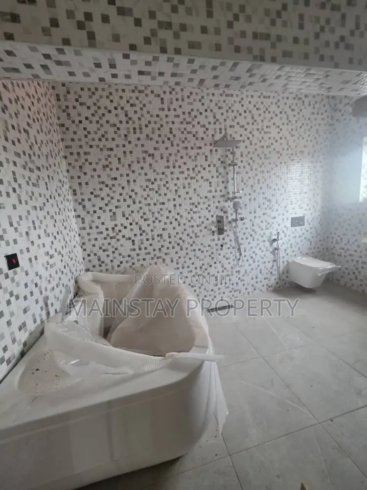 4bdrm House in Mainstay Estates, East Legon for sale