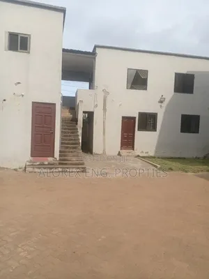 1bdrm Apartment in Foster Home, Frafraha for rent