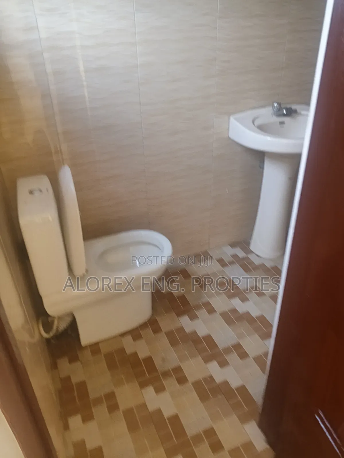 1bdrm Apartment in Foster Home, Frafraha for rent