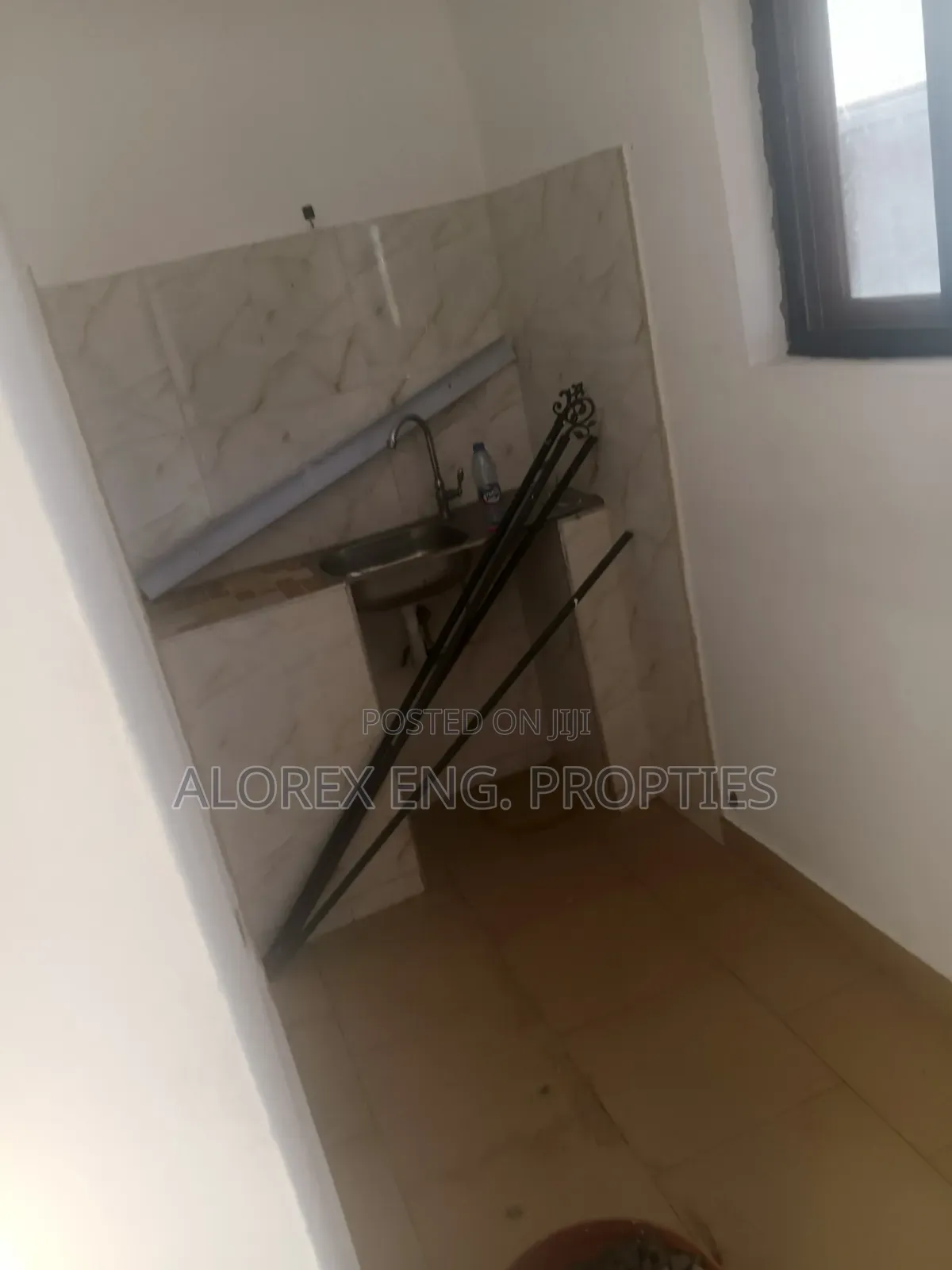 1bdrm Apartment in Foster Home, Frafraha for rent