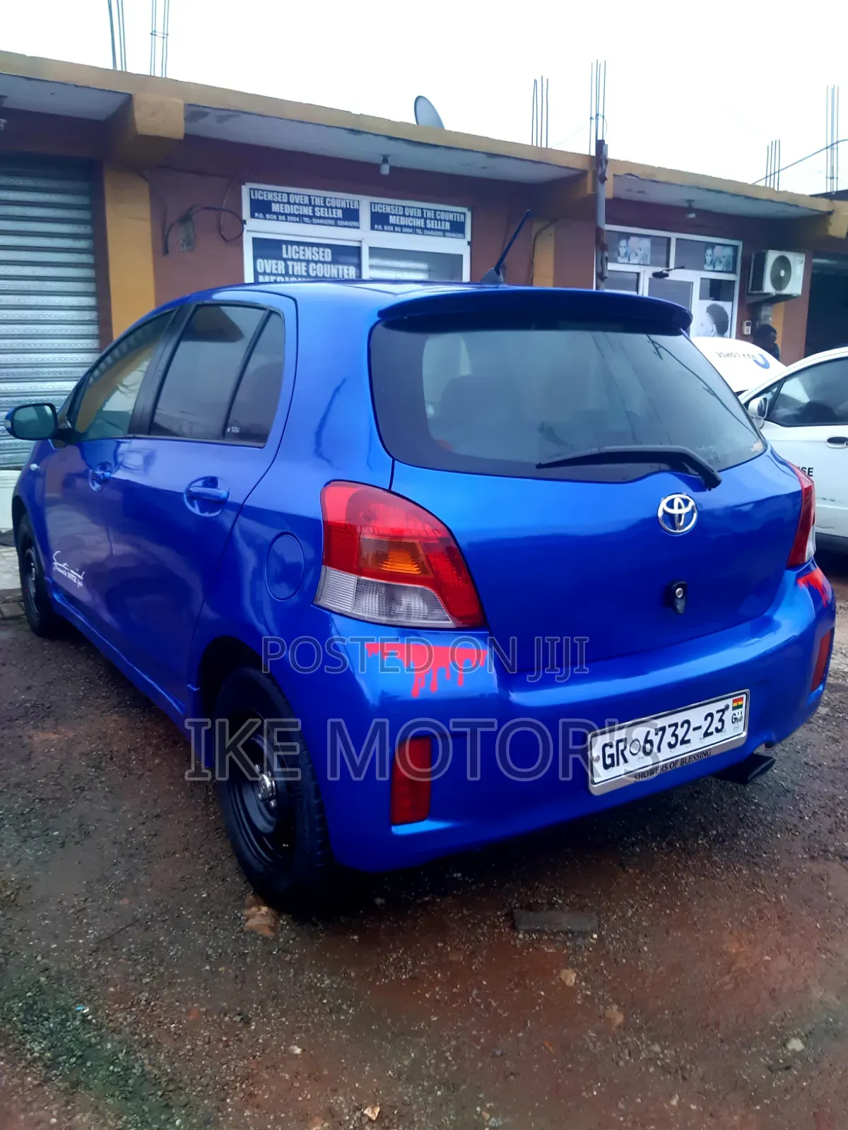 Toyota Vitz 2010 Blue