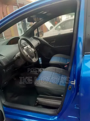 Toyota Vitz 2010 Blue