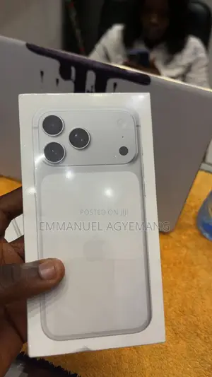 New Apple iPhone 17 Pro Max 256 GB Silver