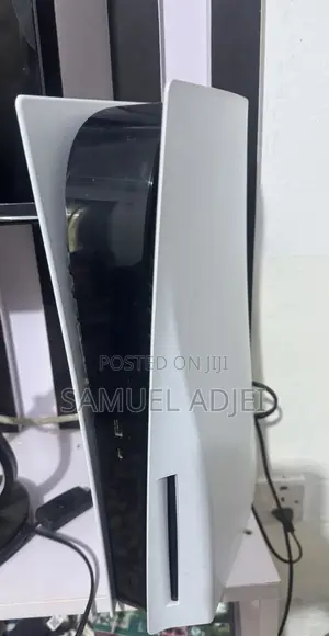 Ps5 Standard With 2 Controllers