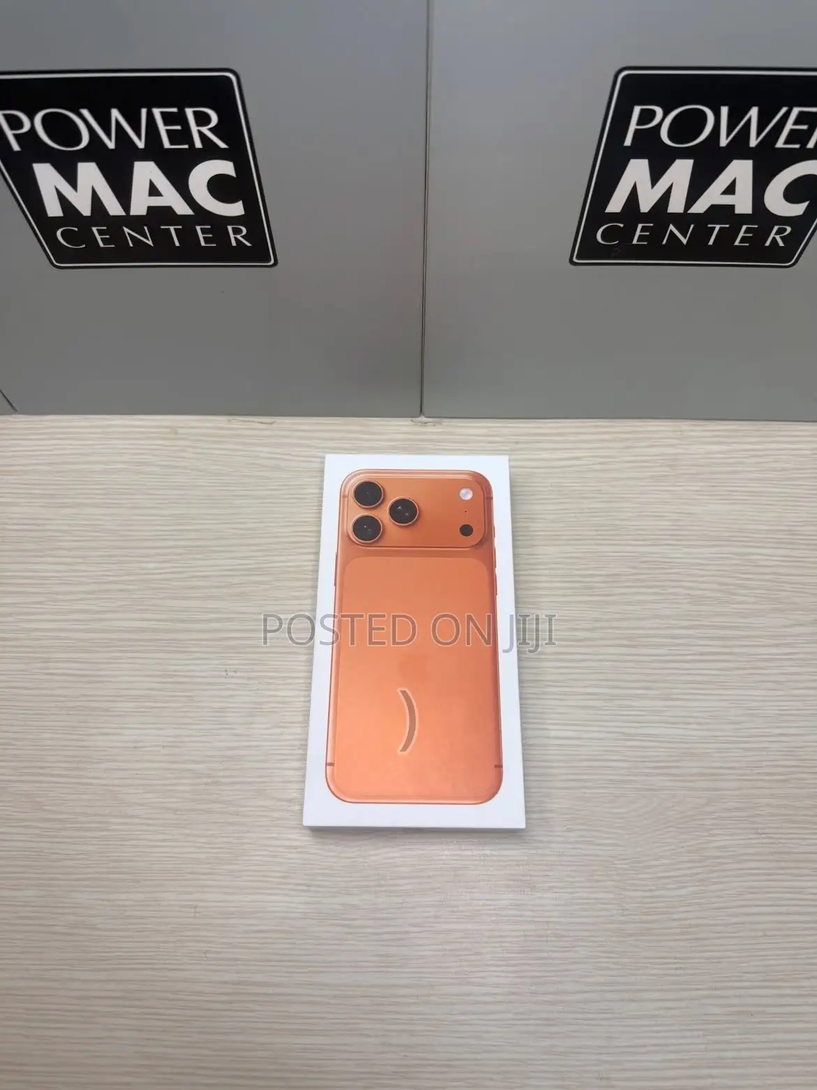 New Apple iPhone 17 Pro Max 256 GB Orange