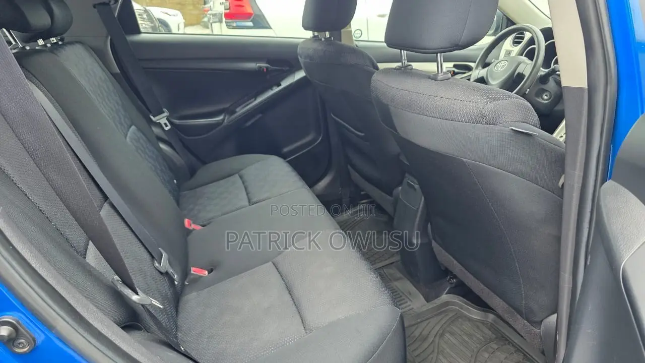 Toyota Matrix 2010 Blue