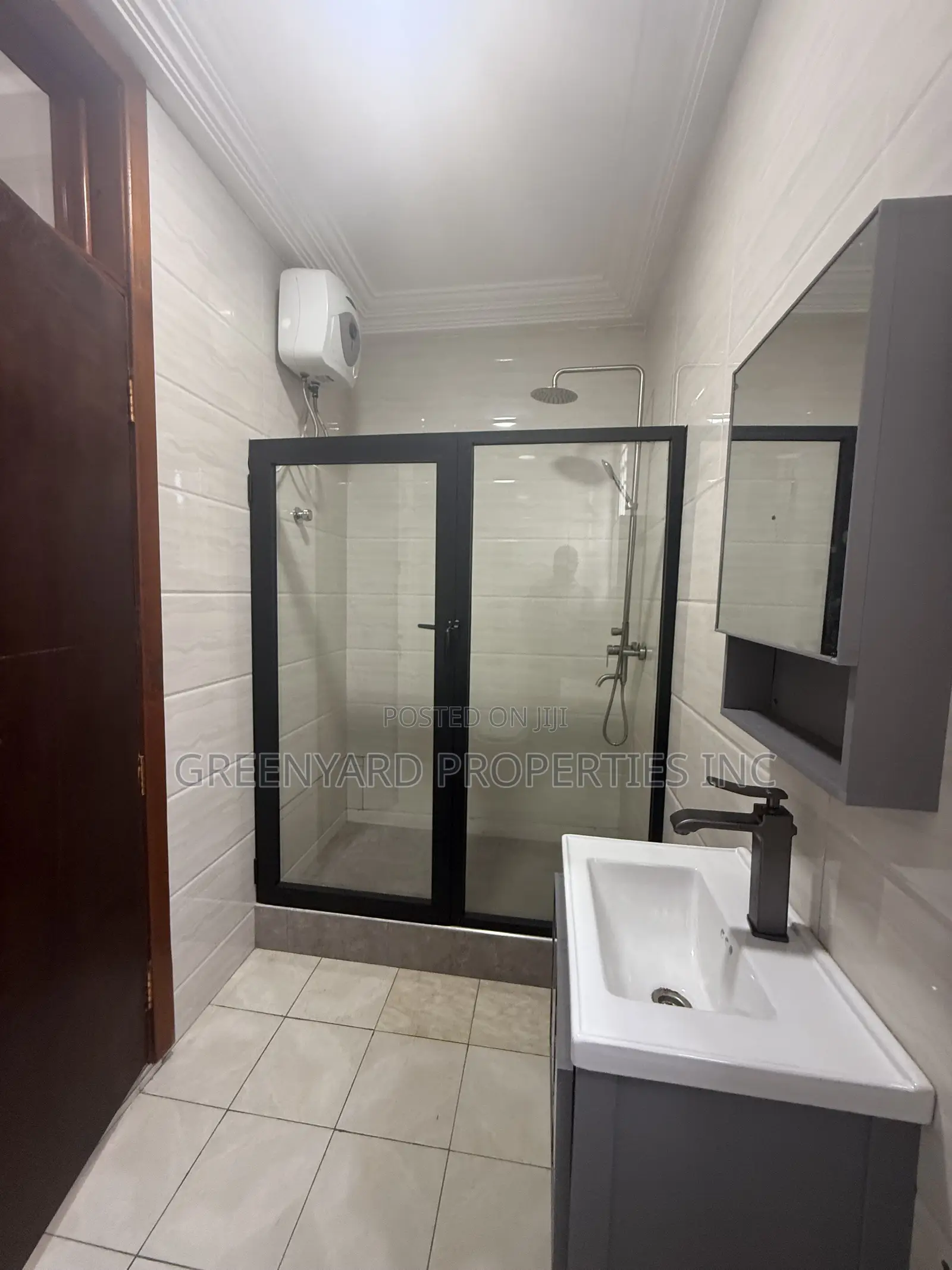 3bdrm Apartment in Mempasem, East Legon for rent