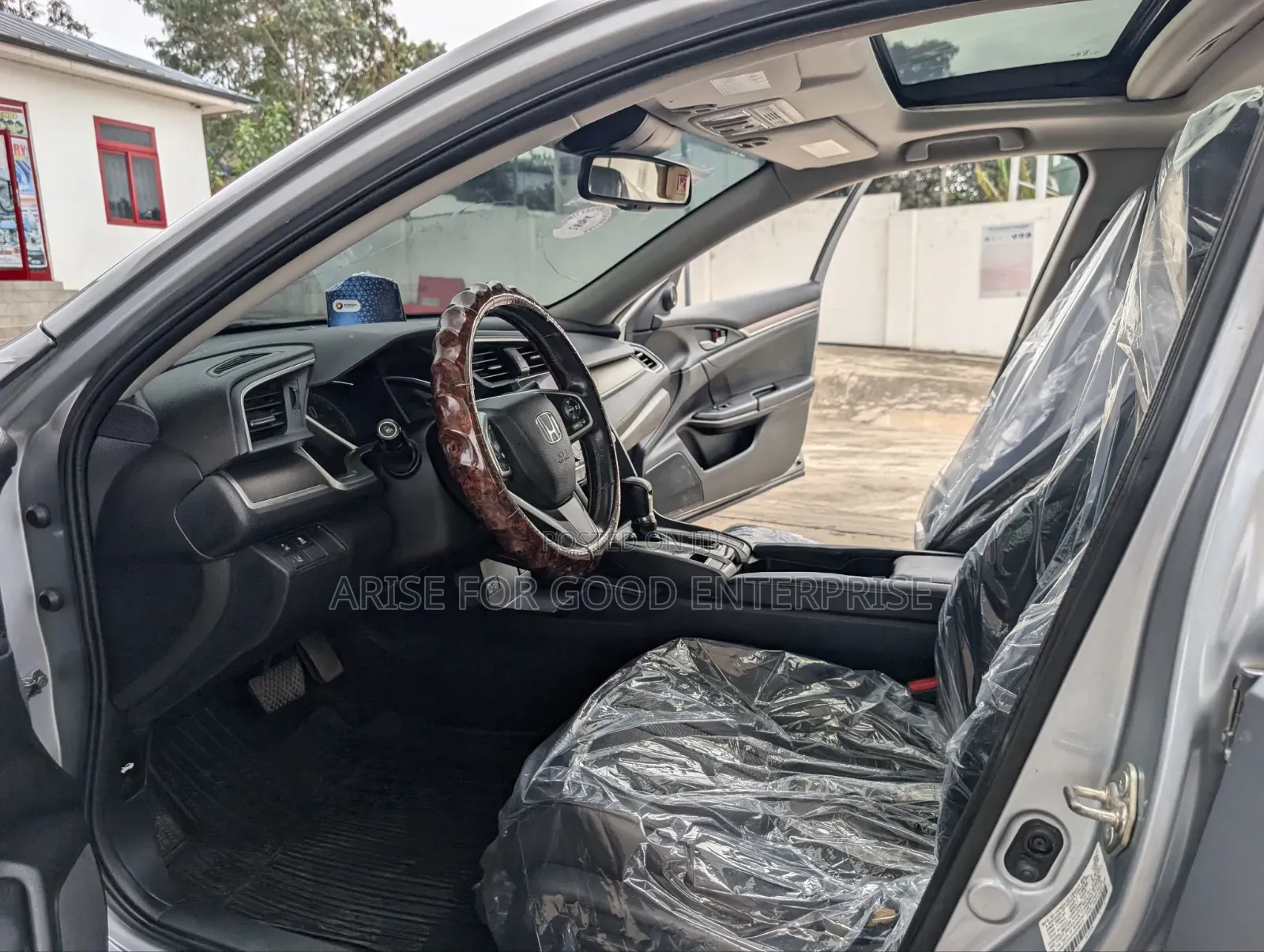 Honda Civic Touring 4dr Sedan (1.5L 4cyl) 2017 Silver