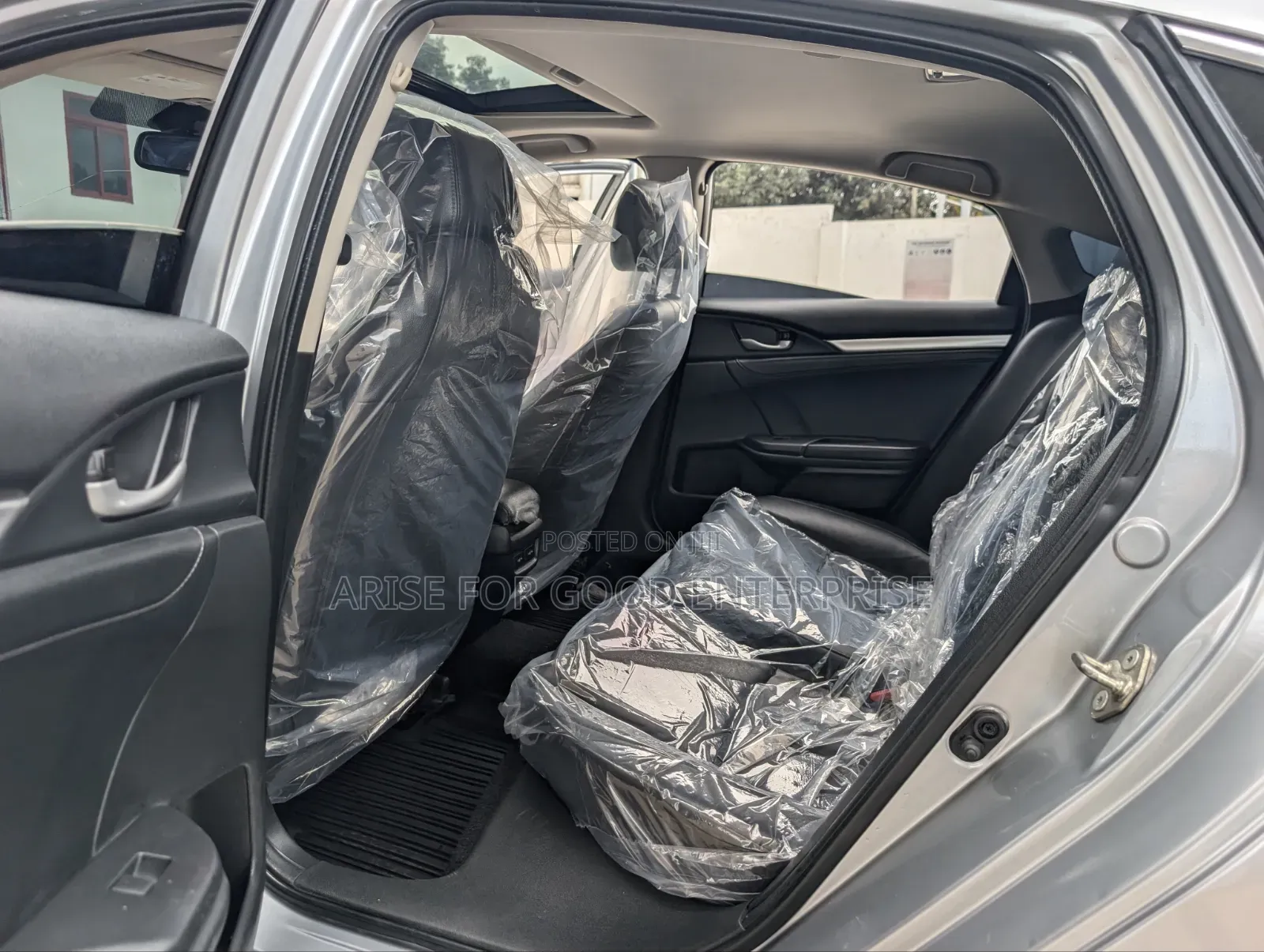 Honda Civic Touring 4dr Sedan (1.5L 4cyl) 2017 Silver