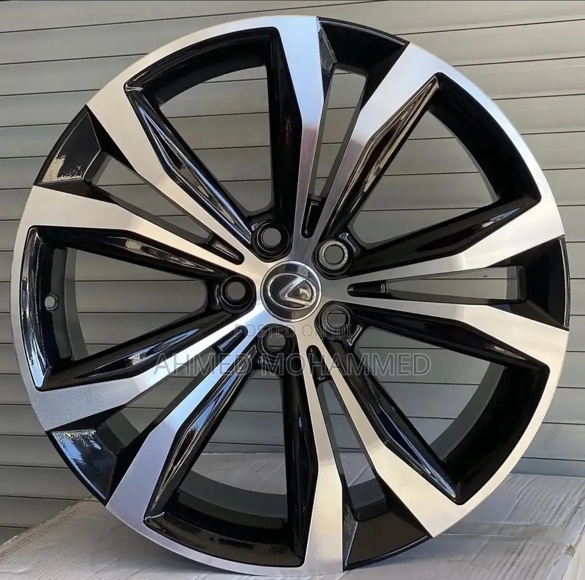 Lexus RX350 2020 Rim 20 Inches