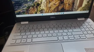 Laptop Dell Inspiron 15 16GB Intel Core i7 HDD+SSD 512GB