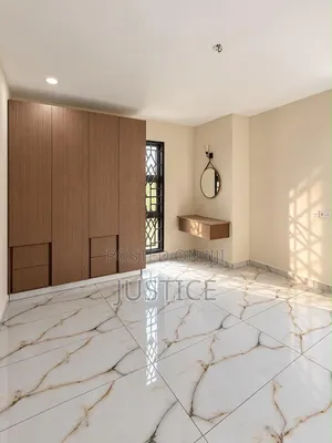 3bdrm Duplex in Ayi Mensah, Oyarifa Mall Area for rent