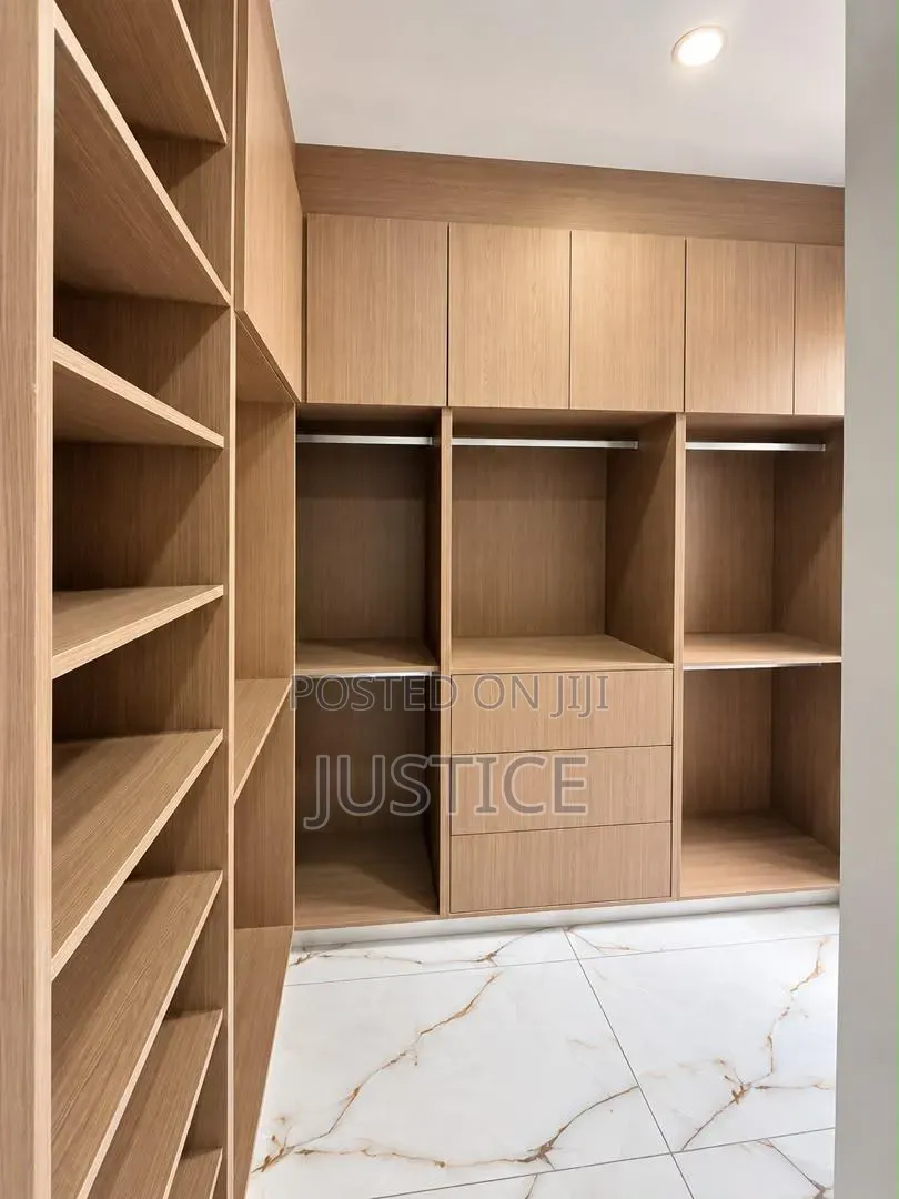 3bdrm Duplex in Ayi Mensah, Oyarifa Mall Area for rent