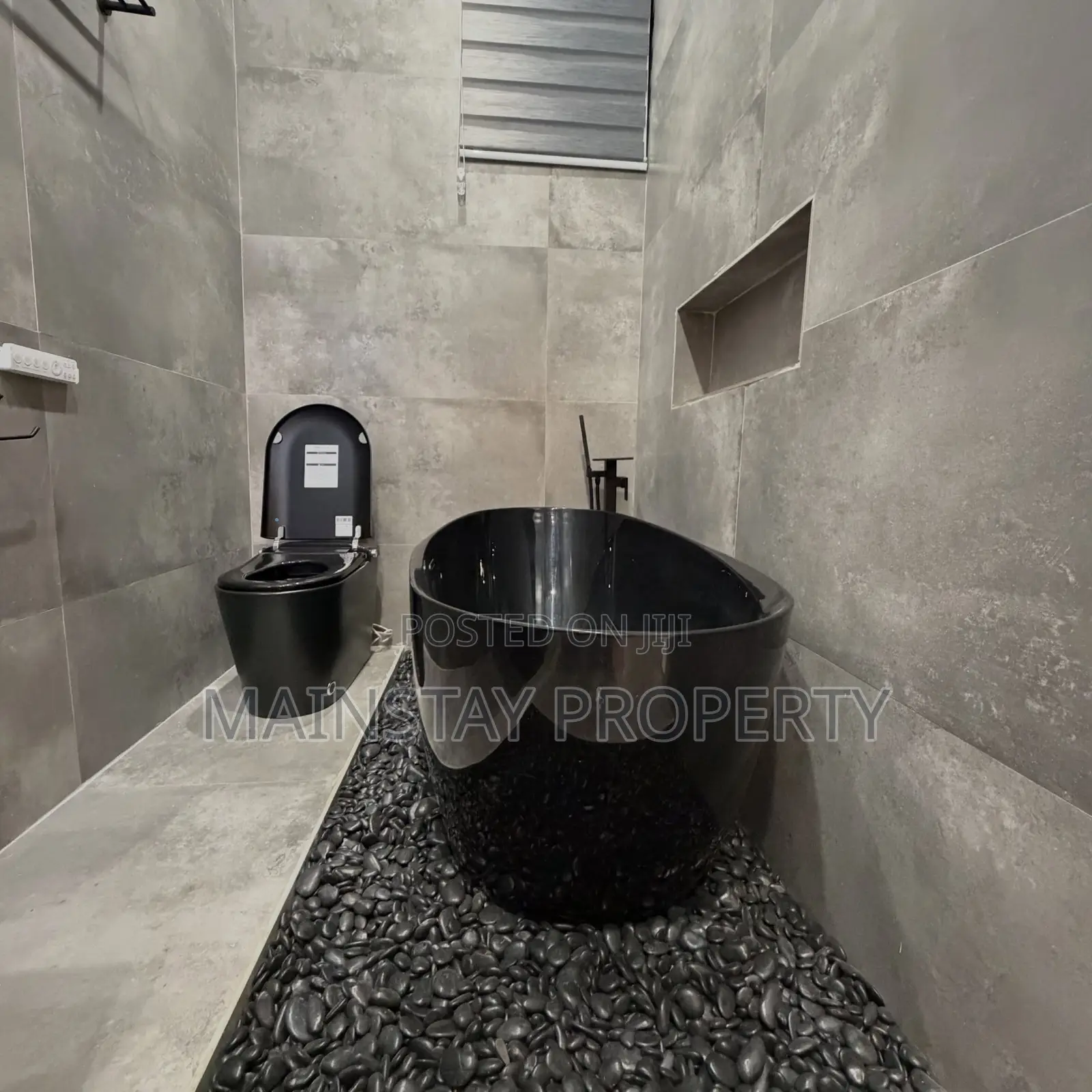 3bdrm House in Mainstay Estates, Spintex for sale