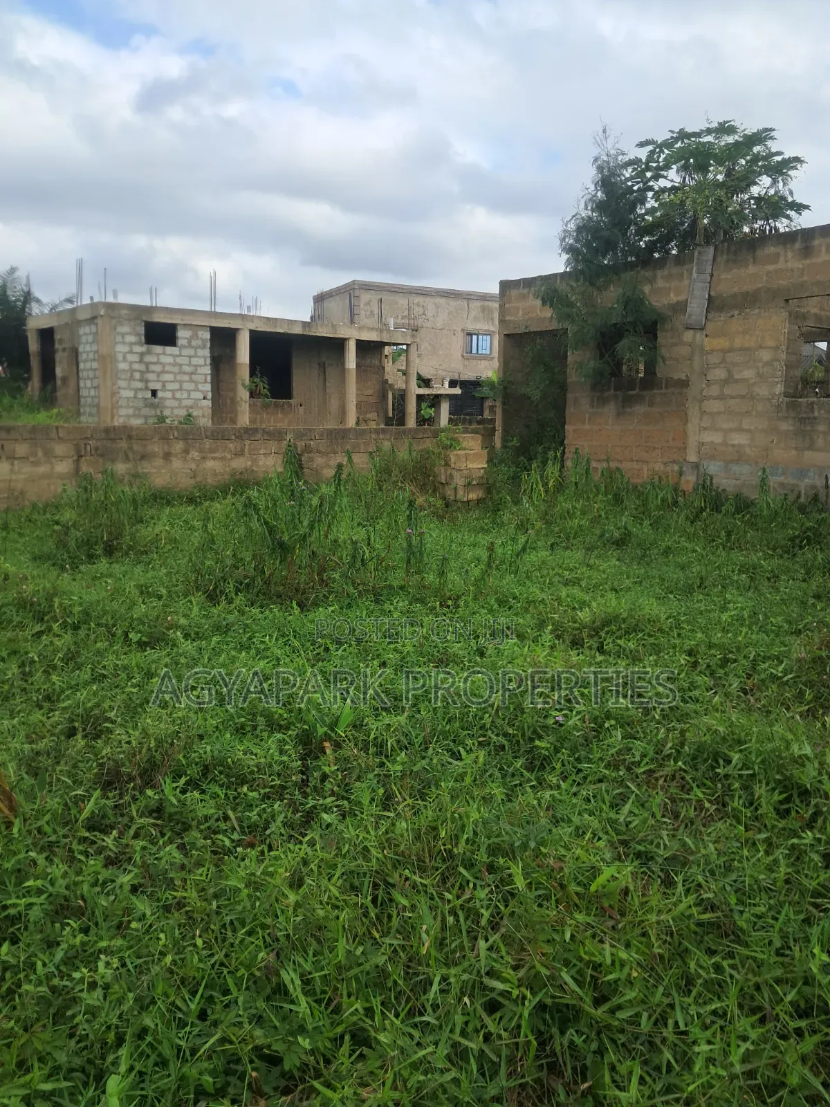 Plot With Chamber and Hall Uncompleted