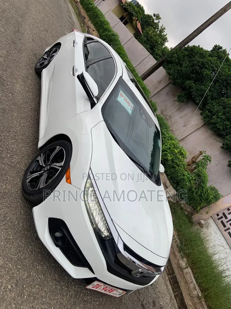 Honda Civic Touring 4dr Sedan (1.5L 4cyl) 2017 White