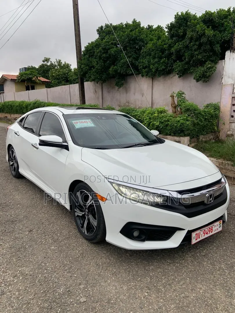 Honda Civic Touring 4dr Sedan (1.5L 4cyl) 2017 White