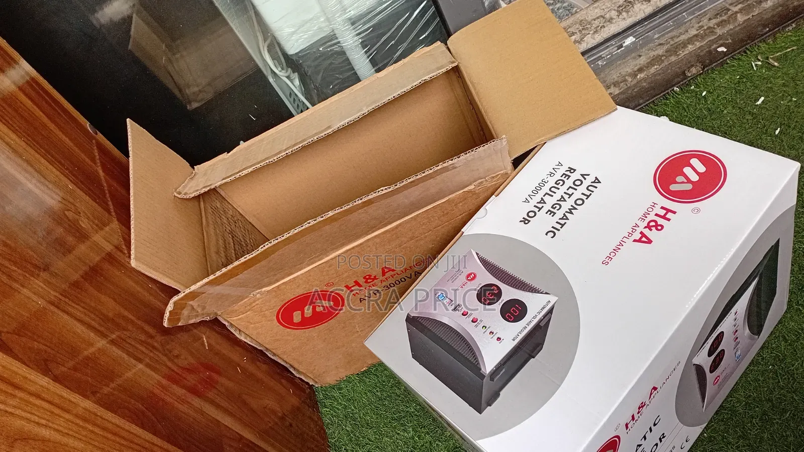 Power Lawyers, H a Voltage Regulator 3000VA