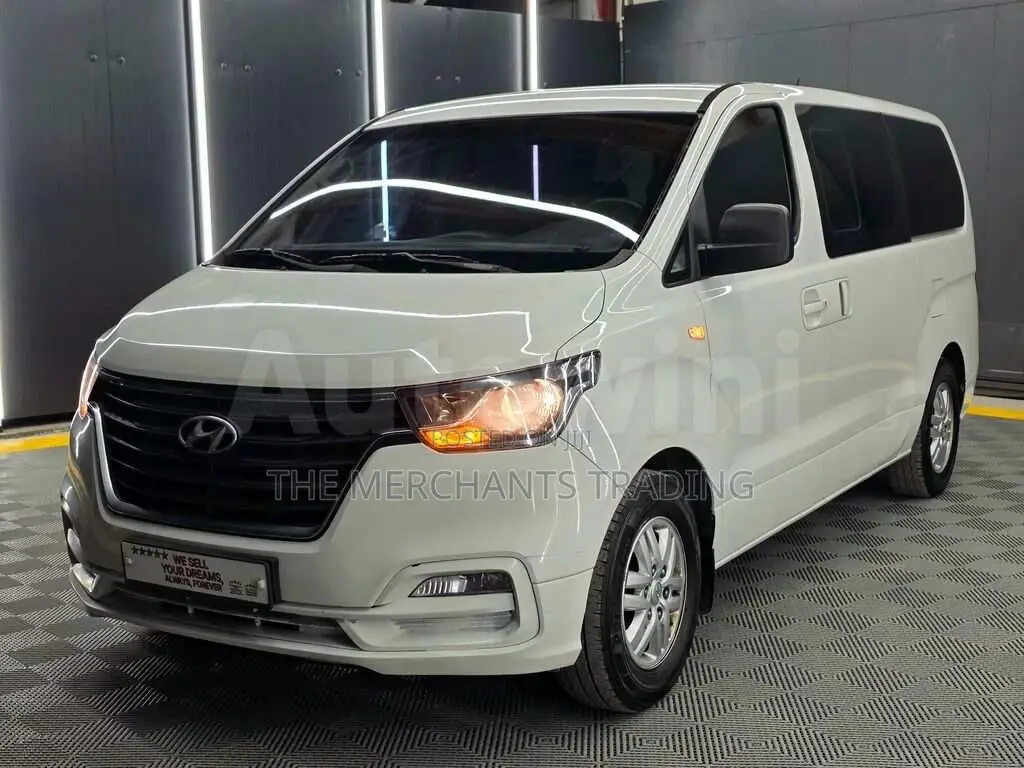 Hyundai Starex 2020 White