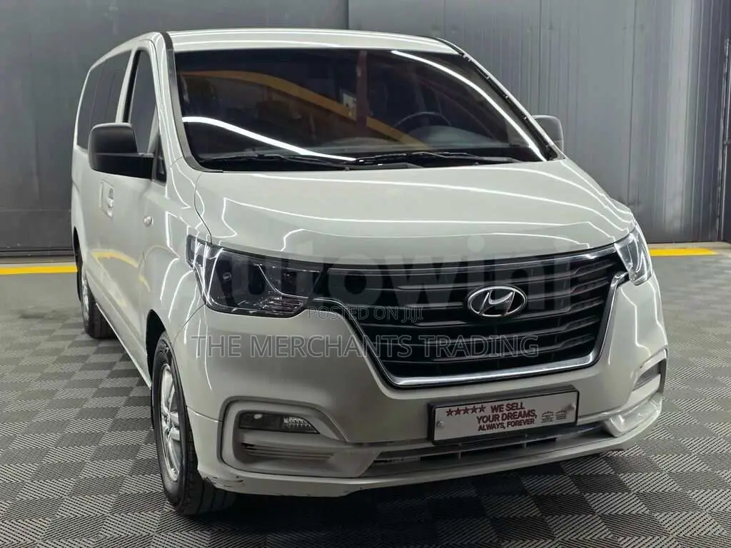 Hyundai Starex 2020 White