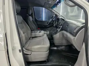 Hyundai Starex 2020 White