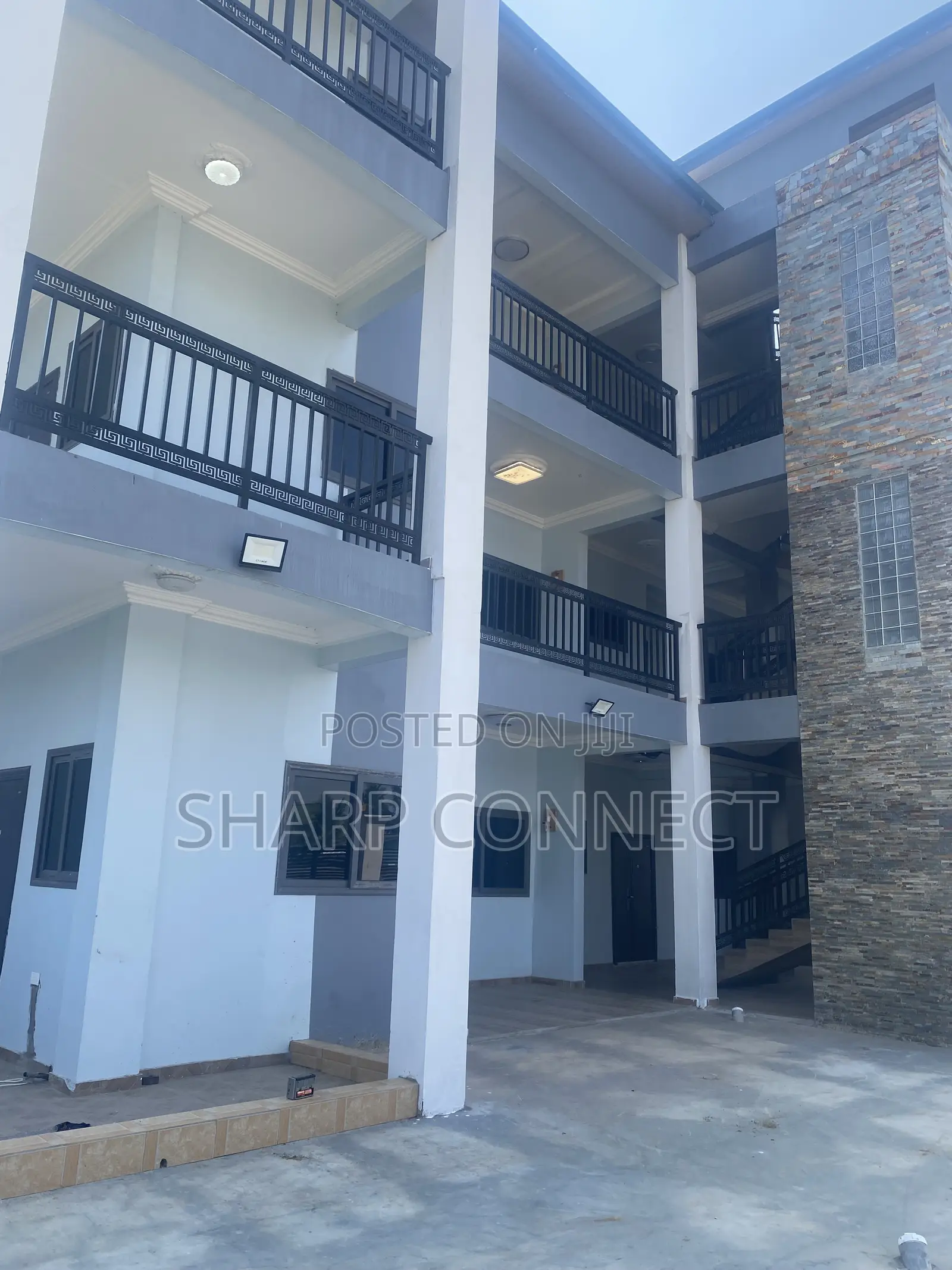 1bdrm Apartment in Sharp-Connect, Adade for rent