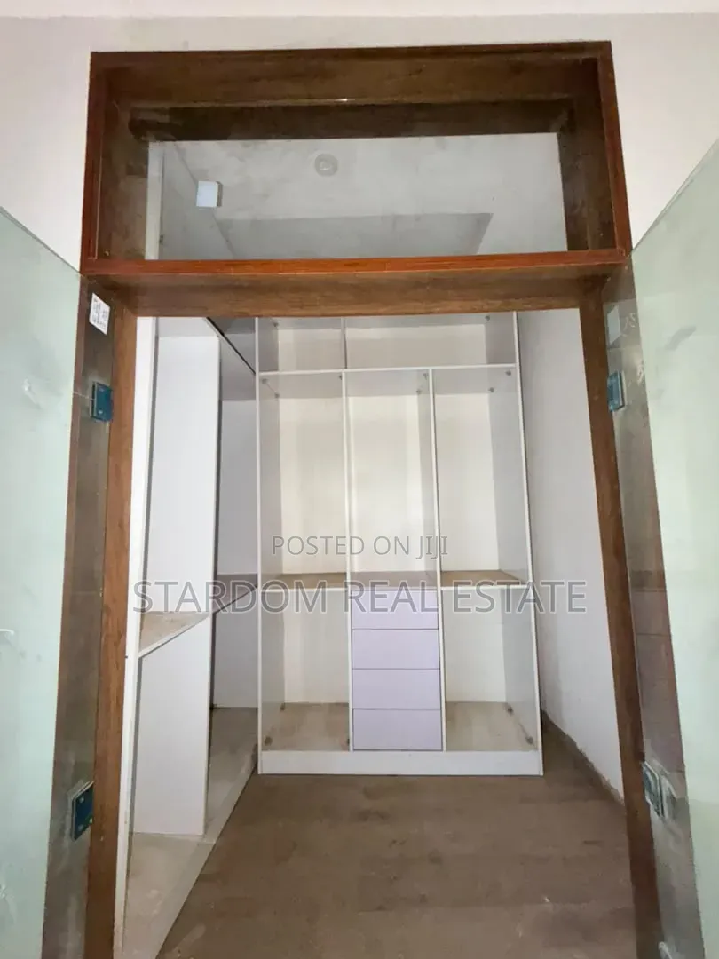 2bdrm Apartment in Westland, Police Station for rent