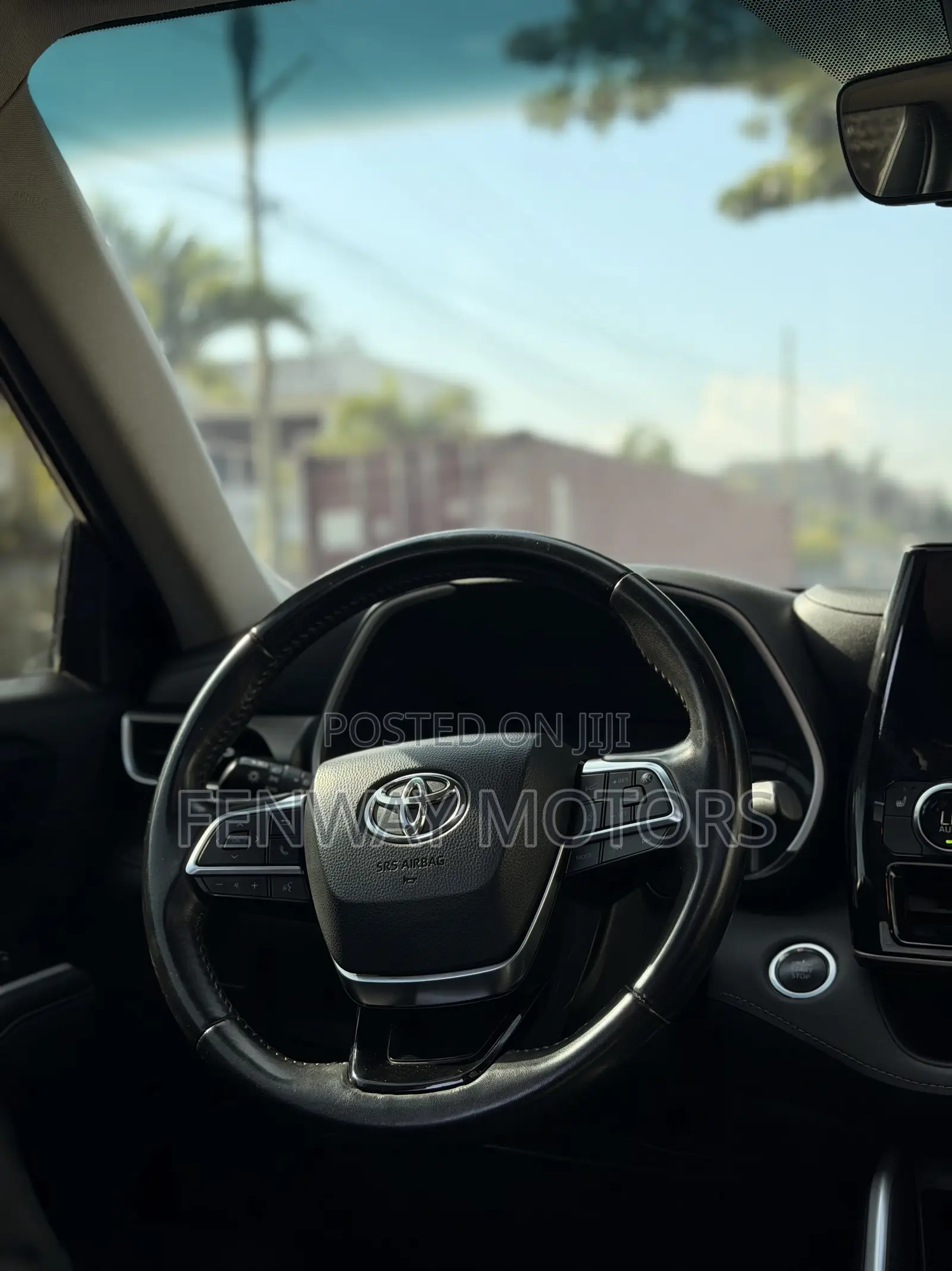 Toyota Highlander XLE AWD 2020 Red