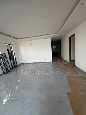 4bdrm House in Adenta for sale