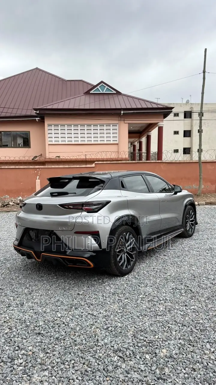 Changan UNI-T 2.0 FWD 2022 Silver