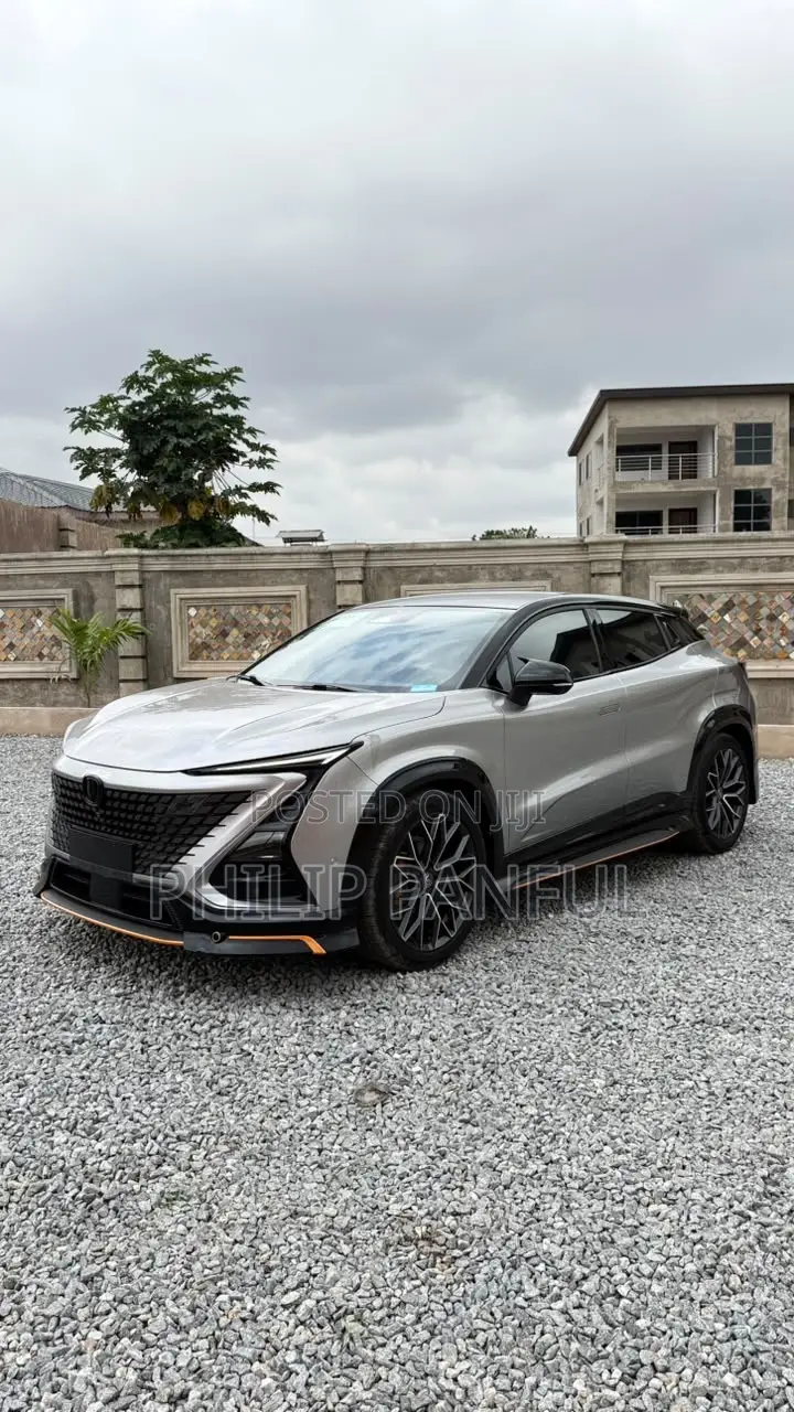 Changan UNI-T 2.0 FWD 2022 Silver