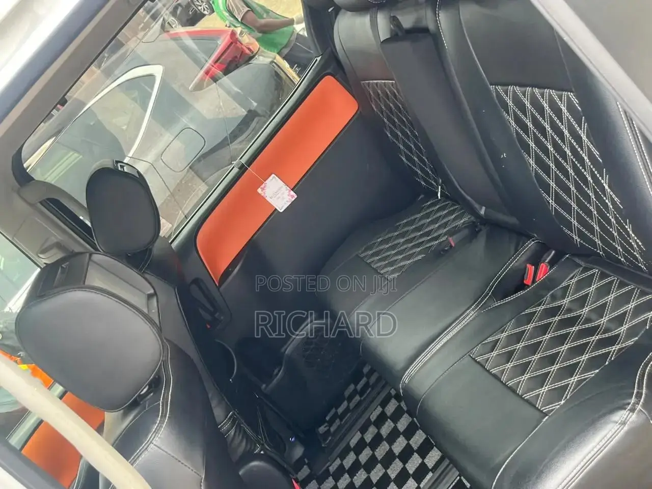 Toyota Voxy ZS 4WD 8-Seater 2015 White