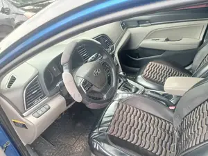 Hyundai Elantra 2017 Blue
