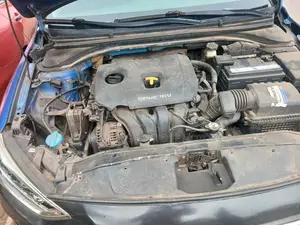 Hyundai Elantra 2017 Blue