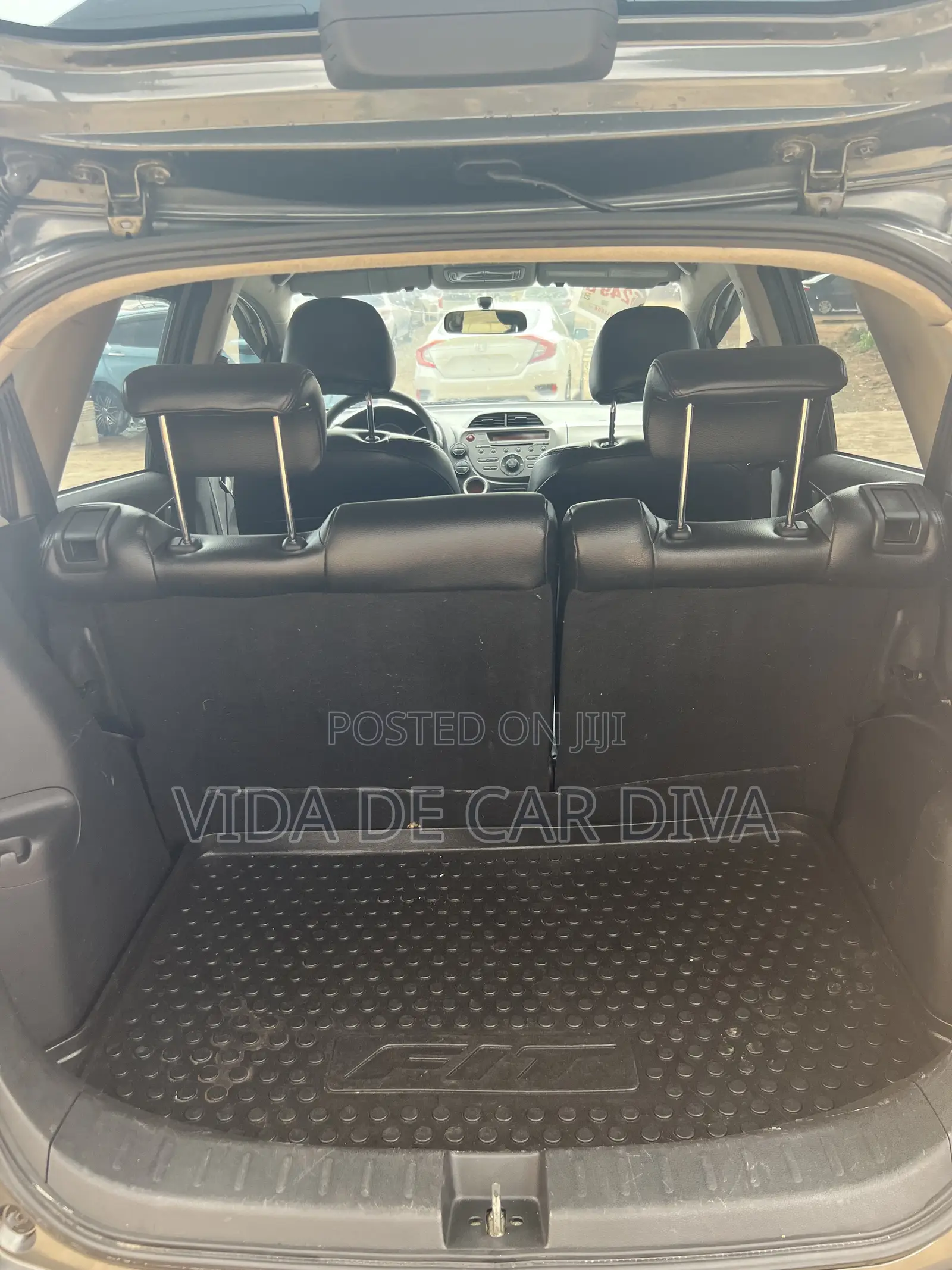 Honda Fit Automatic 2012 Gray