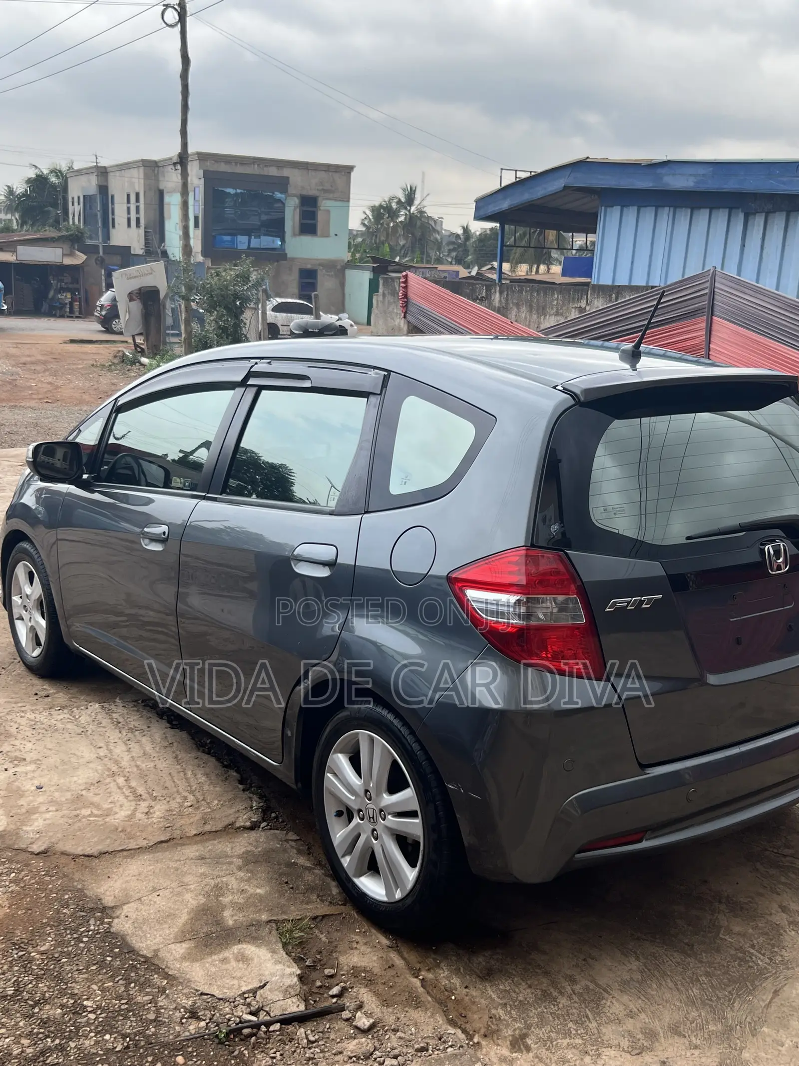 Honda Fit Automatic 2012 Gray