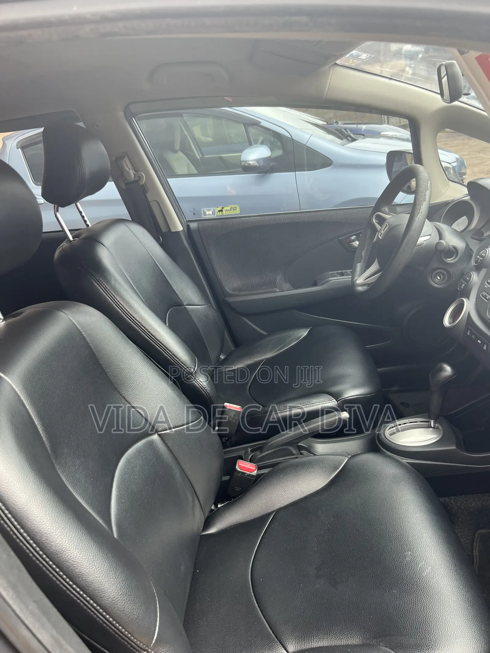 Honda Fit Automatic 2012 Gray