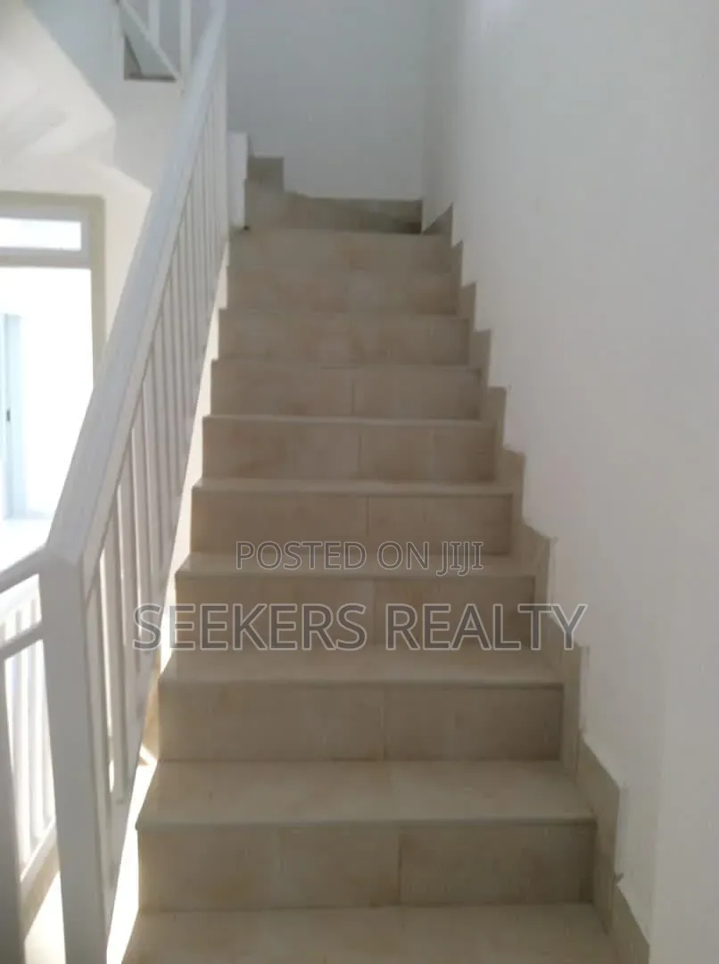 4bdrm House in Seekers Realty, Labone SHS Area for rent