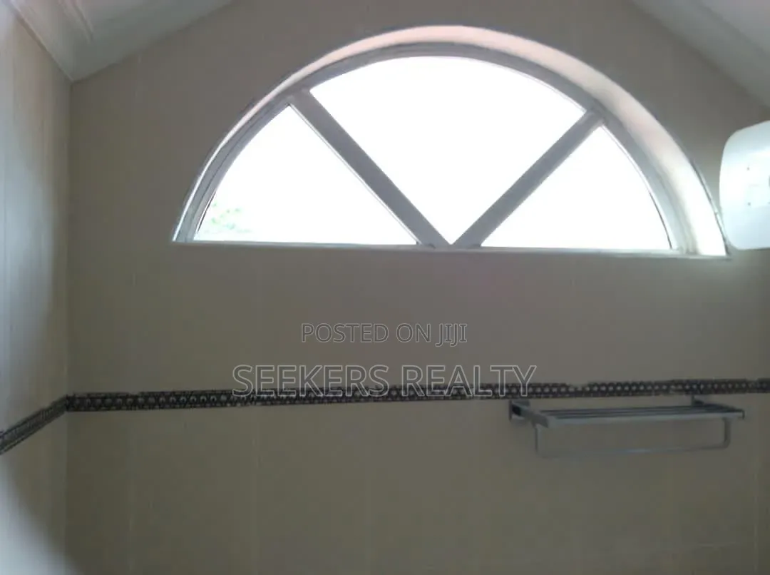 4bdrm House in Seekers Realty, Labone SHS Area for rent