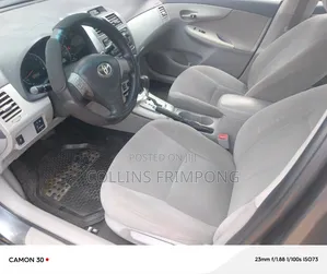 Toyota Corolla 2012 Gray
