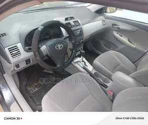 Toyota Corolla 2012 Gray