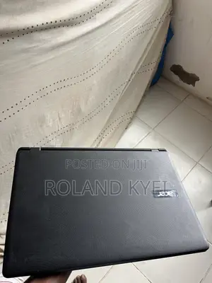 Laptop Acer Aspire ES1-571 8GB Intel Celeron HDD+SSD 500GB