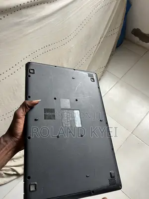 Laptop Acer Aspire ES1-571 8GB Intel Celeron HDD+SSD 500GB