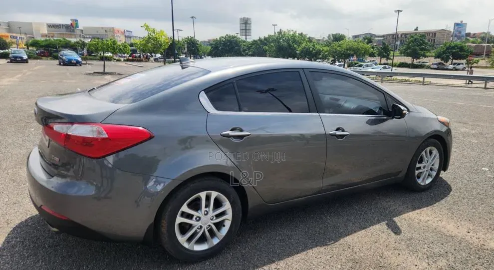 Kia Forte EX Sedan 2016 Silver