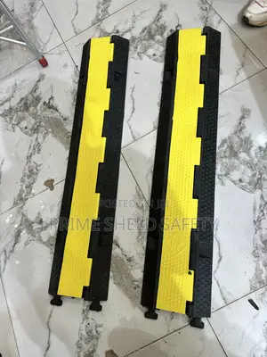 Heavy Duty Cable Protector Ramp Cable & Wire Safety Cover