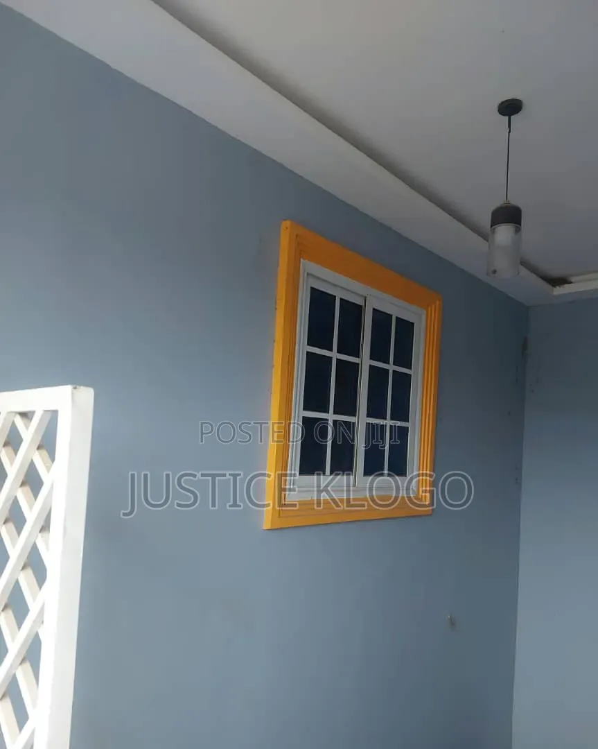 2bdrm Shared Apartment in Amasaman for rent