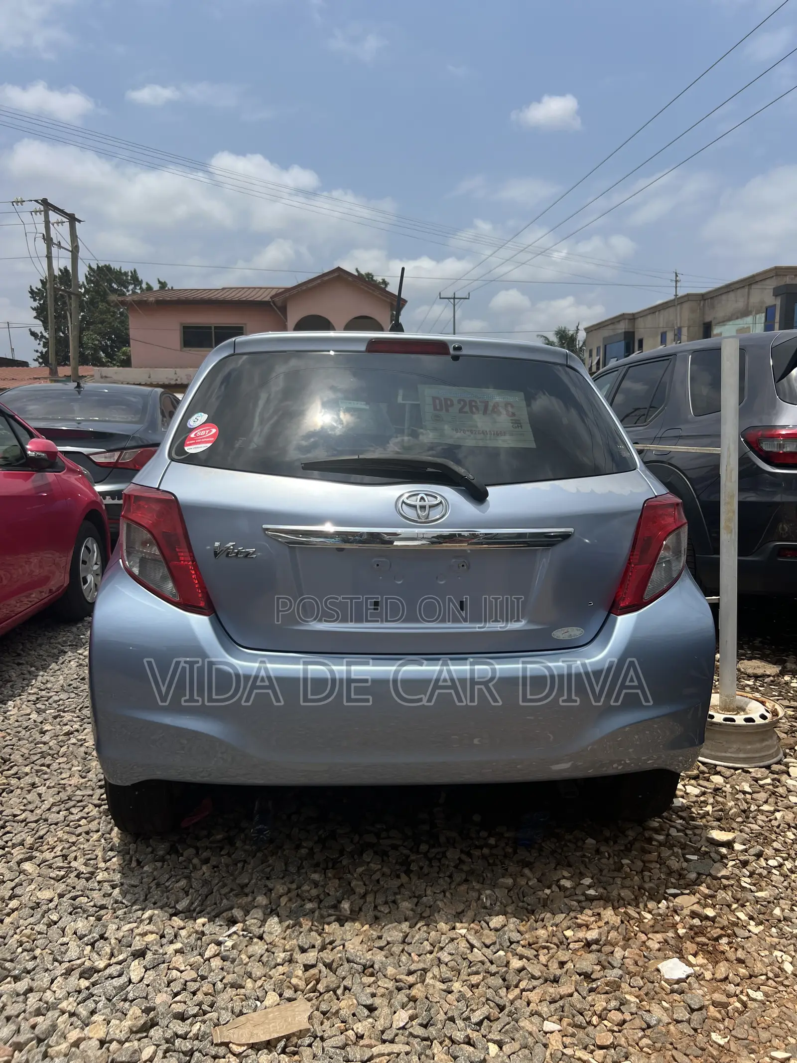 Toyota Vitz 1.3 FWD 5dr 2012 Blue