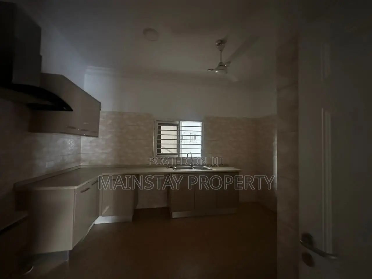 2bdrm Apartment in Mainstay Estates, Airport Residential Area for rent